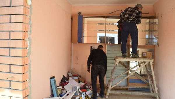 Демонтаж торговых объектов на площади Куйбышева в Симферополе