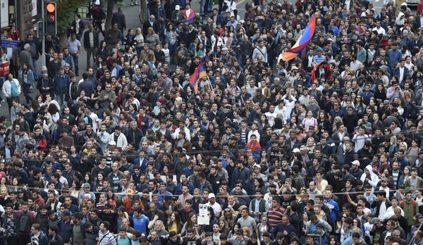 Акции протеста оппозиции в Ереване