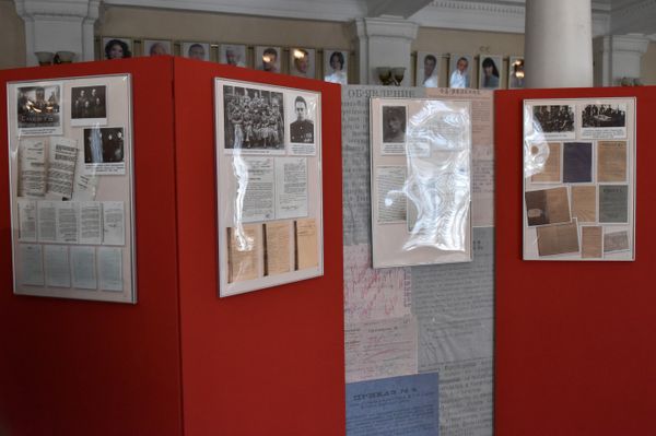  Выставка в Севастополе, посвященная 75-летию создания управления контрразведки Смерш