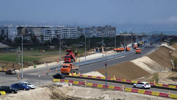 Строительство автоподходов к Крымскому мосту со стороны Керчи Строительство автоподходов к Крымскому мосту со стороны Керчи