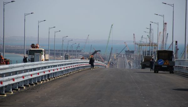 Автомобильная часть Крымского моста