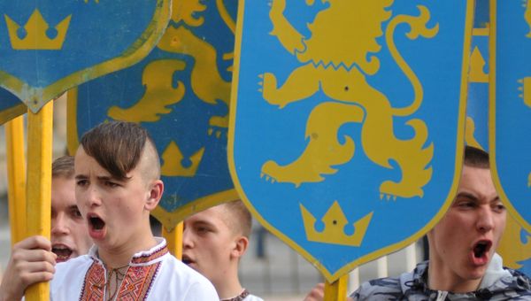 Марш в честь годовщины создания дивизии СС Галичина во Львове