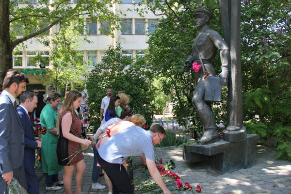 Акция Журналистский батальон в память о журналистах, погибших в годы Великой Отечественной войны Акция Журналистский батальон в память о журналистах, погибших в годы Великой Отечественной войны