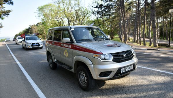 В Севастополь прибыла автоколонна сотрудников Росгвардии в рамках автопробега Вахта памяти. Сыны Великой Победы