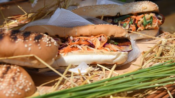 Первый день гастрономического фестиваля О, да! Еда! в Балаклаве. 5 мая 2018