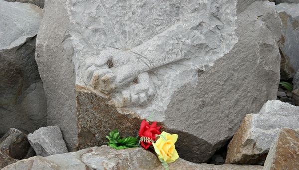  Мемориал жертвам фашистской оккупации Крыма 1941-1944 годов Концлагерь Красный в селе Мирное Симферопольского района