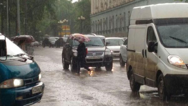 Ливень в Симферополе. 8 мая 2018 Ливень в Симферополе. 8 мая 2018