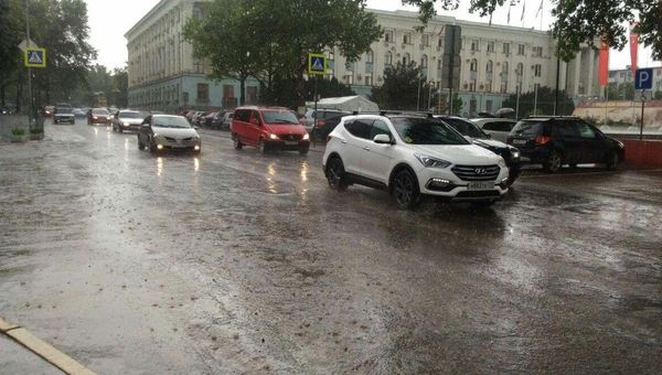 Ливень в Симферополе. 8 мая 2018