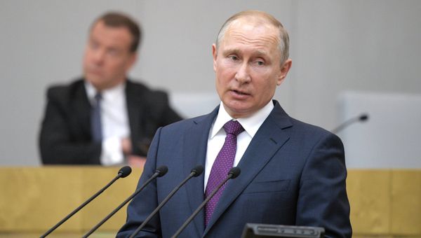 Президент РФ Владимир Путин во время пленарного заседания Государственной Думы РФ. 8 мая 2018