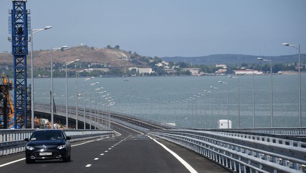 Открытие автомобильной части Крымского моста