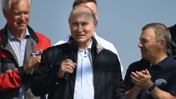 Рабочая поездка президента РФ В. Путина в Южный федеральный округ Рабочая поездка президента РФ В. Путина в Южный федеральный округ