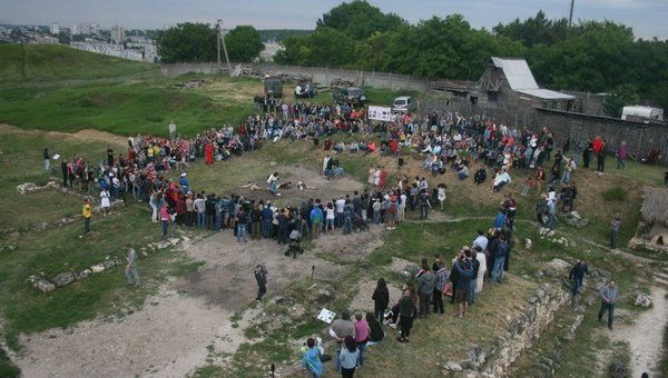 Огненное шоу в музее-заповеднике Неаполь Скифский