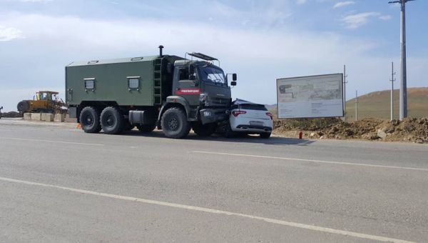 ДТП с участием военного КамАЗа и легковой автомобиль Citroen под Керчью