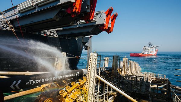 Глубоководная укладка морского участка первой нитки газопровода Турецкий поток