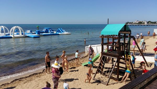 Открытие детского пляжа в Евпатории Открытие детского пляжа в Евпатории