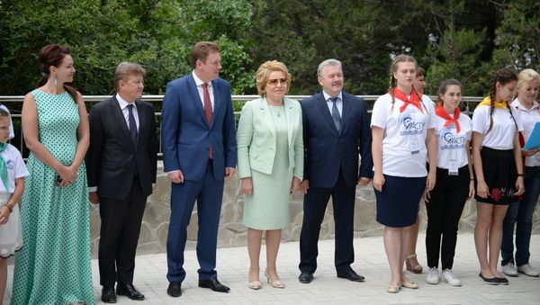 Председатель Совета Федерации Валентина Матвиенко приняла участие в торжественном открытии первой смены детского лагеря Ласпи Председатель Совета Федерации Валентина Матвиенко приняла участие в торжественном открытии первой смены детского лагеря Ласпи
