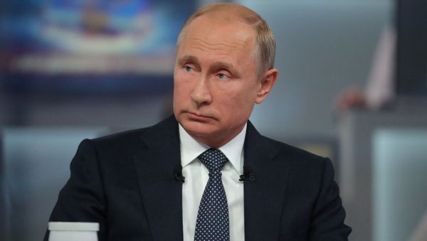 Прямая линия с президентом России Владимиром Путиным. 7 июня 2018