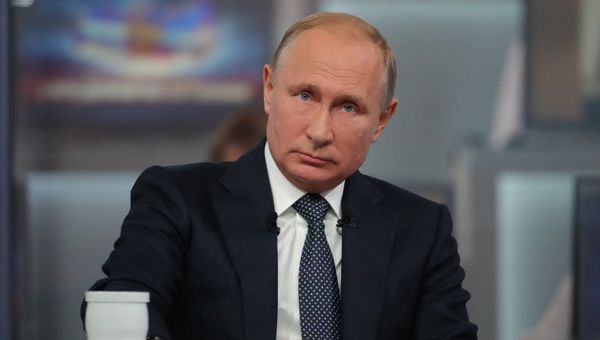 Прямая линия с президентом России Владимиром Путиным. 7 июня 2018