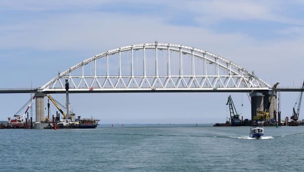 Крымский мост через Керченский пролив