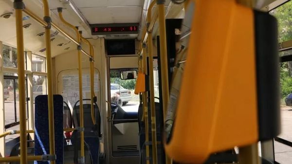 Установка валидаторов в общественном транспорте Севастополя