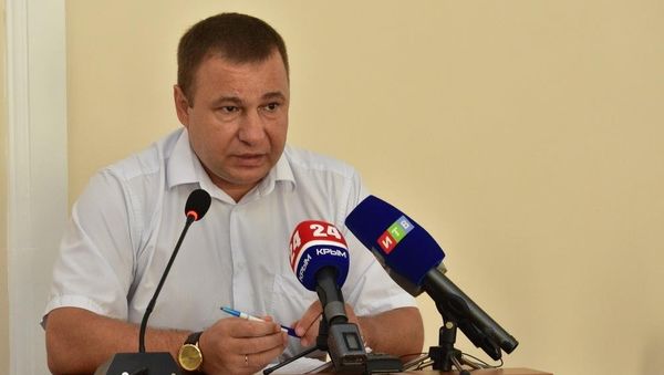 Министр внутренней политики, информации и связи Республики Крым Сергей Зырянов