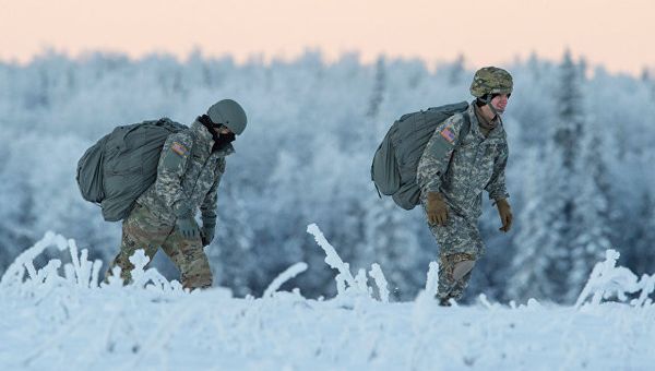 Американские военные во время учений на Аляске. Архивное фото