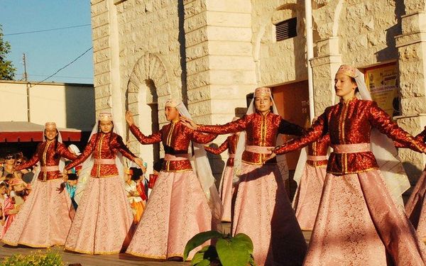 Праздник Летние вечера на Караимской в Евпатории