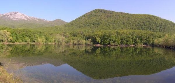 Озеро Кастель в Крыму