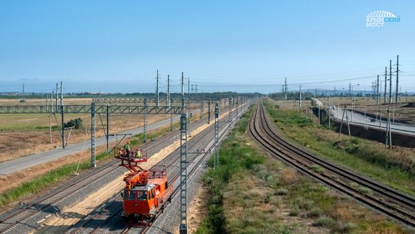 Строительство двухполосного железнодорожного подхода к Крымскому мосту со стороны Тамани