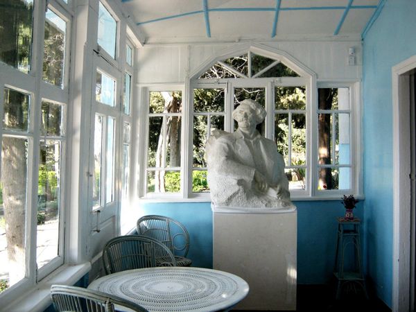 Алуштинский музей С.Н.Сергеева-Ценского Алуштинский музей С.Н.Сергеева-Ценского