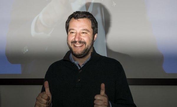 Глава МВД Италии и вице-премьер страны Маттео Сальвини