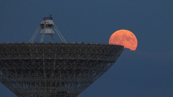  Самое продолжительное лунное затмение XXI века в Крыму 
