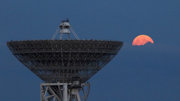  Самое продолжительное лунное затмение XXI века в Крыму 