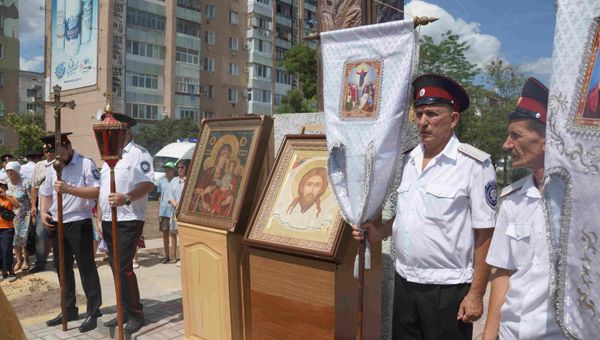Чин освящения поклонного креста в Джанкое