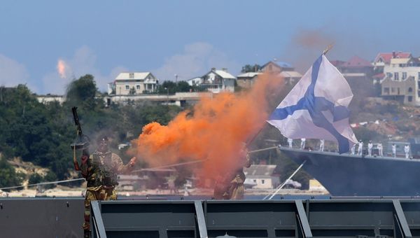 Празднование Дня ВМФ России в Севастополе