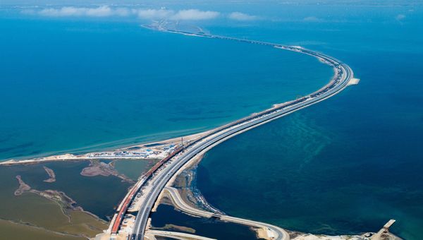 Крымский мост через Керченский пролив