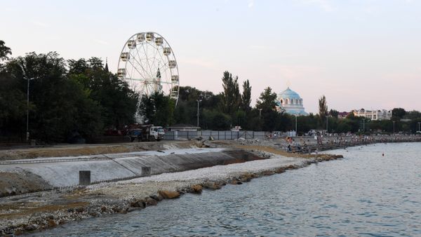 Реконструкция набережной имени В. Терешковой в Евпатории
