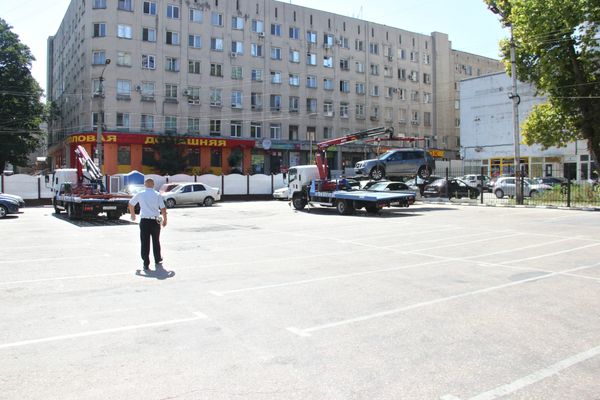 Штрафплощадка в Симферополе