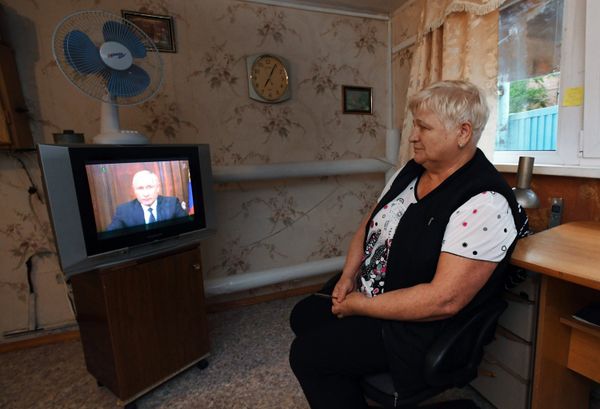 Трансляция обращения В. Путина к гражданам России