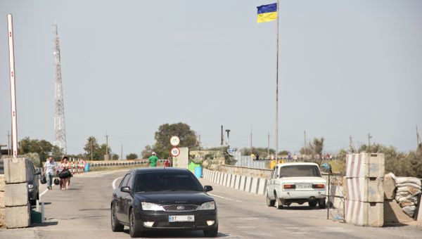 В пункте пропуска Джанкой на границе Крыма и Украины