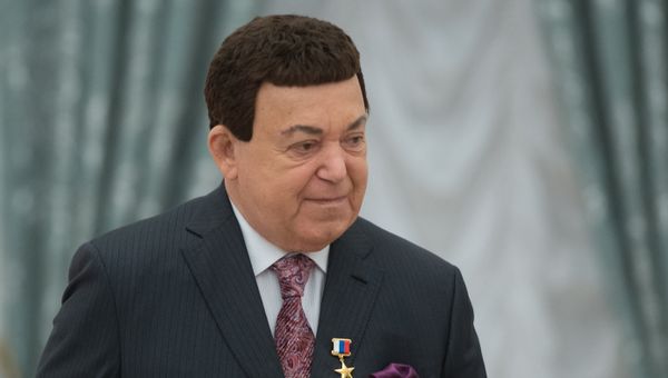 Певец, депутат Государственной Думы РФ Иосиф Кобзон Певец, депутат Государственной Думы РФ Иосиф Кобзон