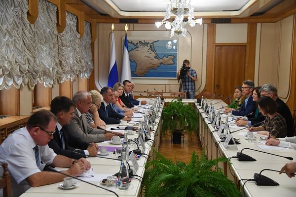 Встреча председателя Госсовета РК Владимира Константинова с делегацией общественников США, 06.09.2018 г.