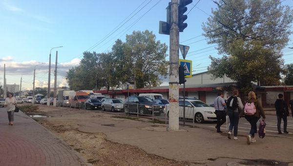 Пробка в центре Симферополя. 11 сентября 2018