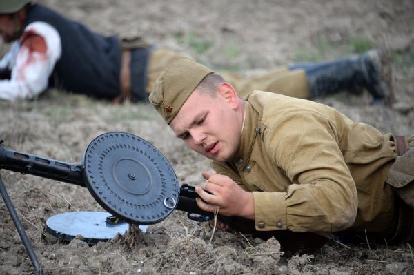 Реконструкция сражения за Севастополь в мае 1944 года в рамках Крымского военно-исторического фестиваля