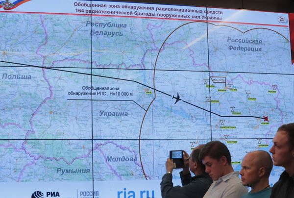 Брифинг Министерства обороны РФ по  крушению Боинга-777