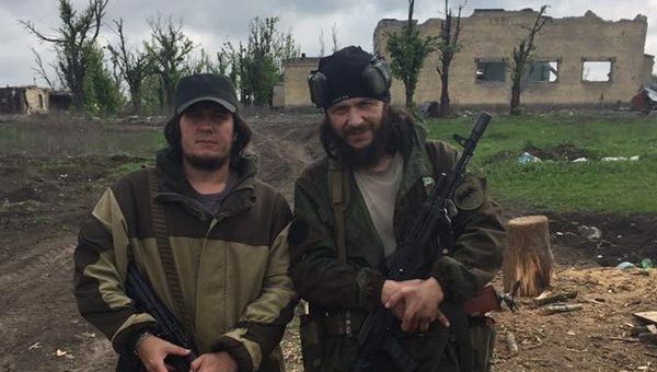 Граждане РФ братья Руслан и Марлен Мисиратовы, обвиняемые в участии в деятельности экстремистской организации Правый сектор*