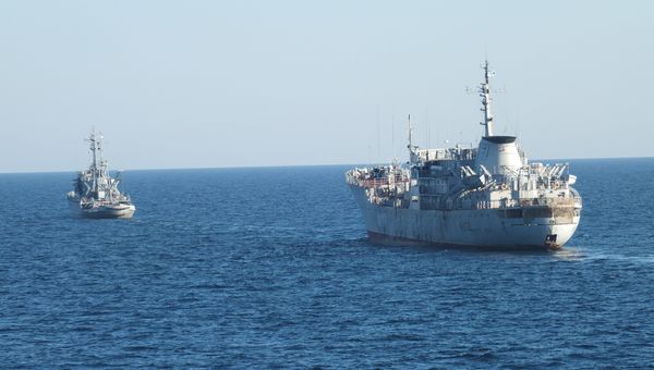 Корабли ВМСУ у берегов Крыма Корабли ВМСУ у берегов Крыма