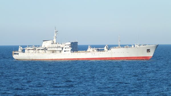 Корабль ВМСУ у берегов Крыма