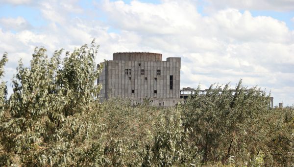 Энергоблок заброшенной Крымской атомной электростанции в Щелкино