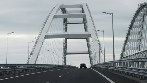 Крымский мост через Керченский пролив